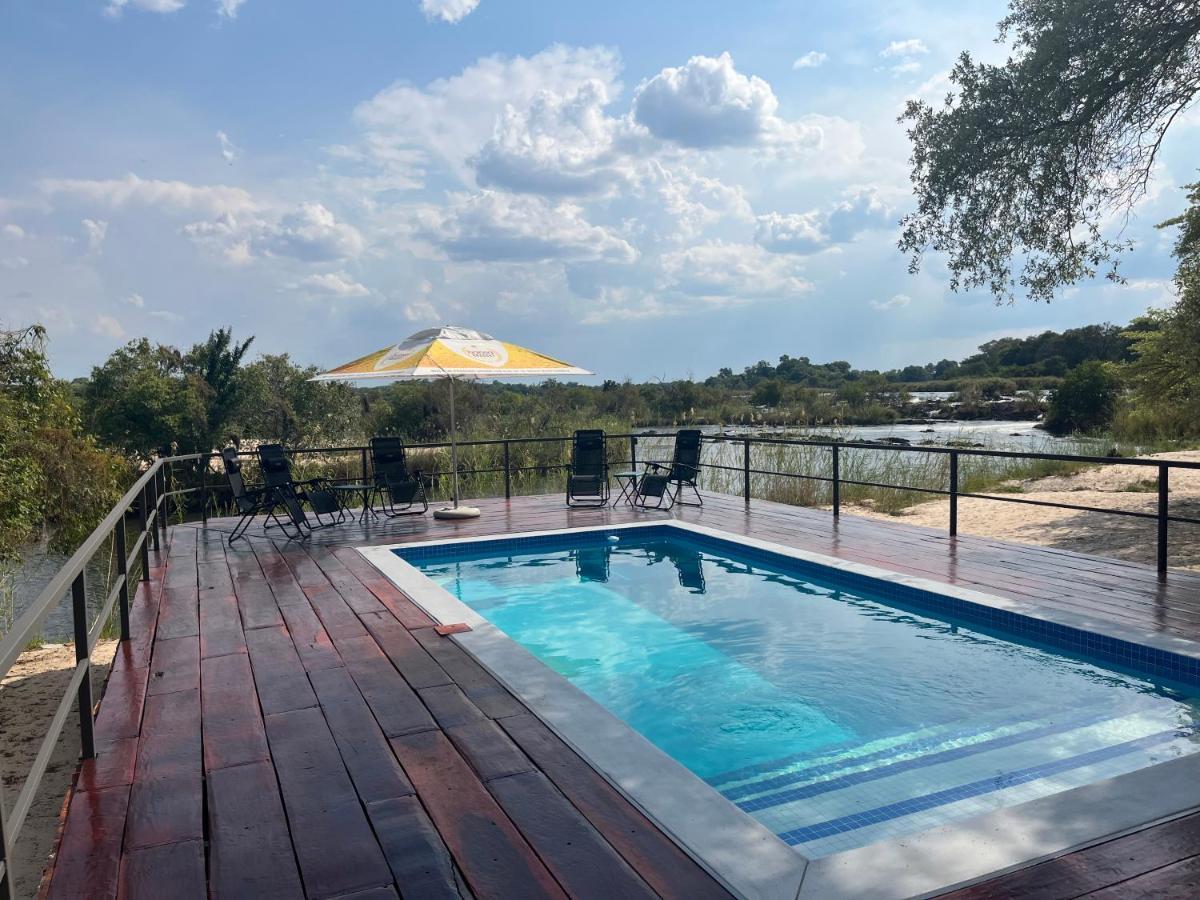 White Sands Lodge Divundu 외부 사진